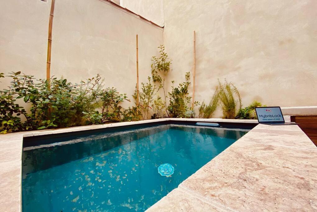 Terra Nostra - Townhouse - Swimming Pool Villa Nimes Exterior photo